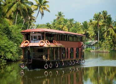 Kerala Houseboat Tour (1).jpg